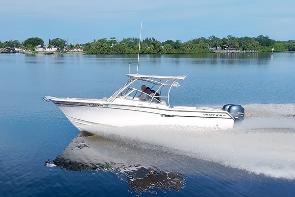 27ft Grady White Yacht For Sale