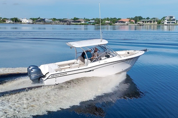 27ft Grady White Yacht For Sale