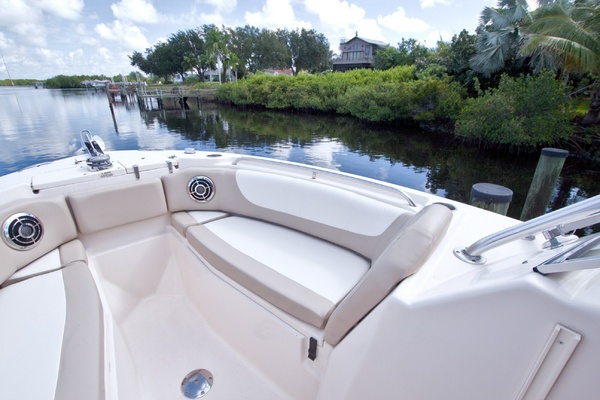 27ft Grady White Yacht For Sale
