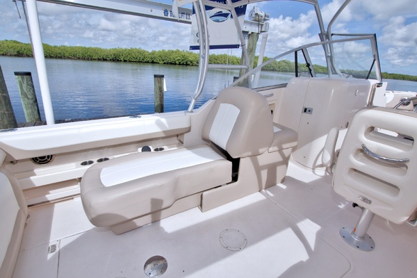 27ft Grady White Yacht For Sale