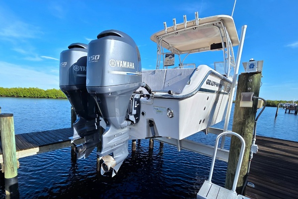 27ft Grady White Yacht For Sale