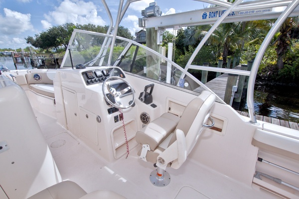 27ft Grady White Yacht For Sale