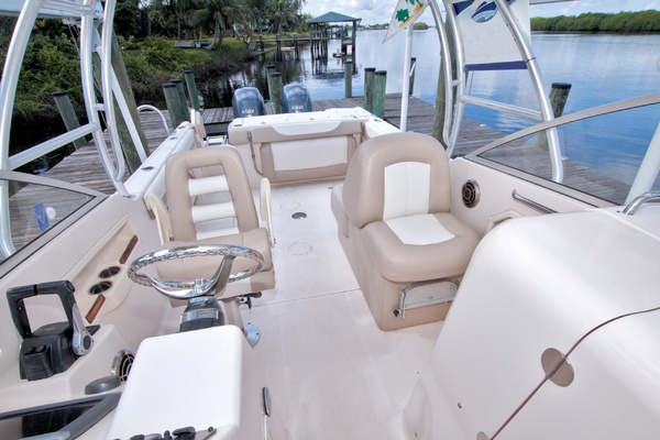 27ft Grady White Yacht For Sale