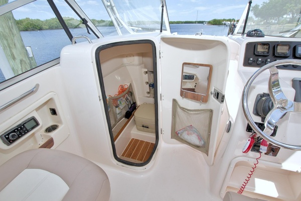 27ft Grady White Yacht For Sale