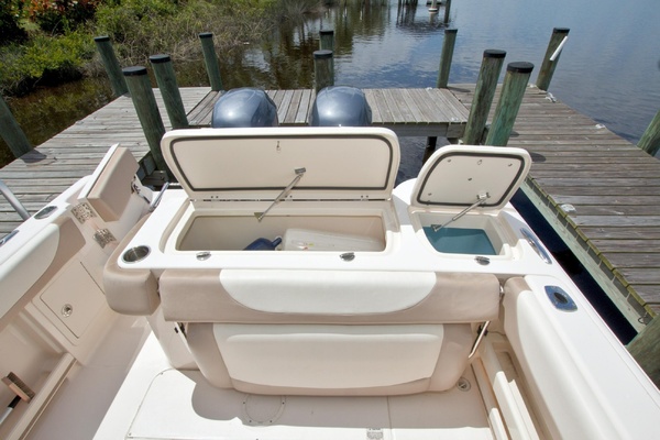 27ft Grady White Yacht For Sale