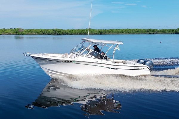 27ft Grady White Yacht For Sale