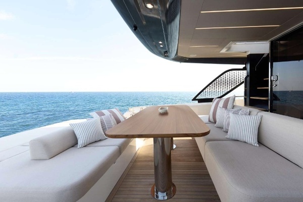 67ft Prestige Yacht For Sale