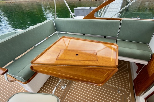TONIC 33ft Fortier Yacht For Sale