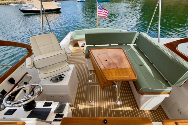 TONIC 33ft Fortier Yacht For Sale