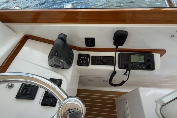 TONIC 33ft Fortier Yacht For Sale
