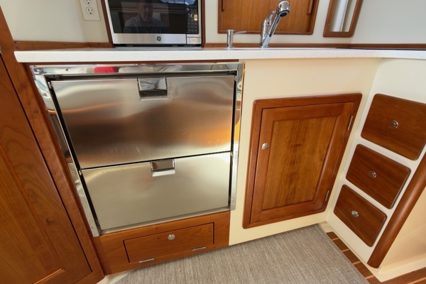 TONIC 33ft Fortier Yacht For Sale