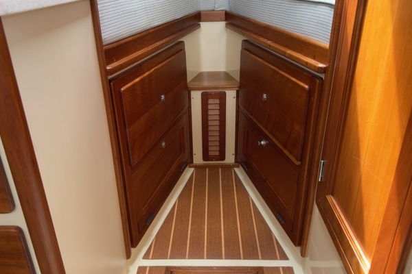 TONIC 33ft Fortier Yacht For Sale