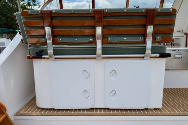 TONIC 33ft Fortier Yacht For Sale