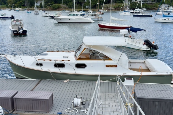 TONIC 33ft Fortier Yacht For Sale