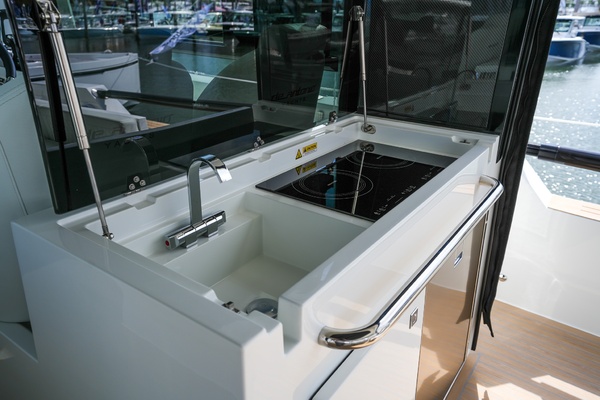 50ft De Antonio Yacht For Sale