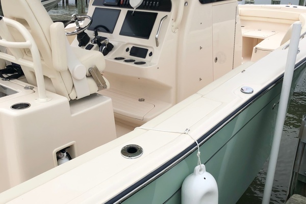 30ft Grady White Yacht For Sale