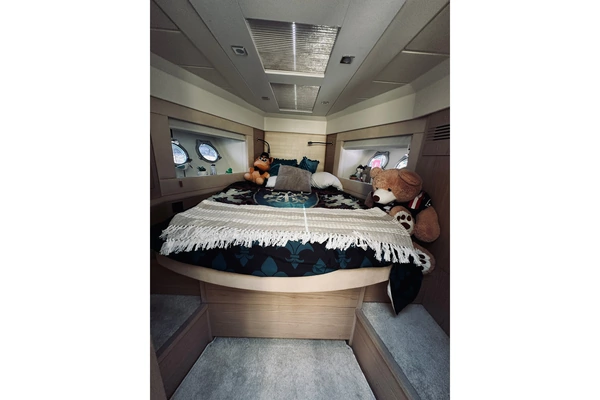 Monte Carlo Yachts MC4 Yacht For Sale