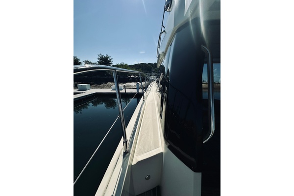 Fisher of Men 45ft Monte Carlo Yachts Yacht For Sale