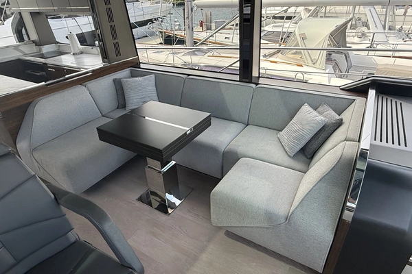 Sunseeker Predator 65 Yacht For Sale