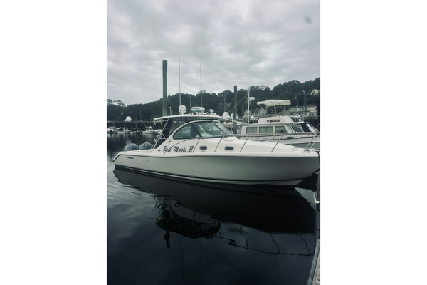 Reel Music II 33ft Pursuit Yacht For Sale