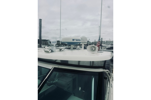 Reel Music II 33ft Pursuit Yacht For Sale
