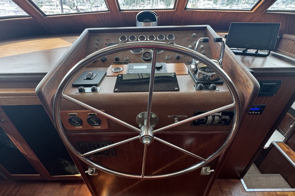 3 Little Birds 53ft Hatteras Yacht For Sale