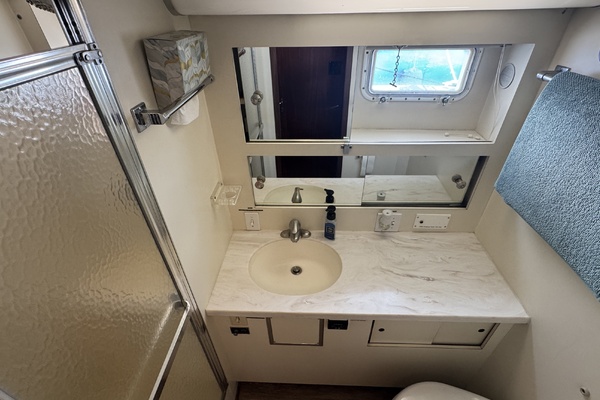 3 Little Birds 53ft Hatteras Yacht For Sale