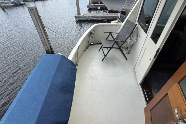 3 Little Birds 53ft Hatteras Yacht For Sale