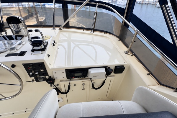 3 Little Birds 53ft Hatteras Yacht For Sale