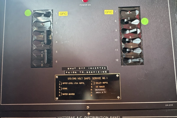Hatteras 53 Extended Deckhouse Yacht For Sale