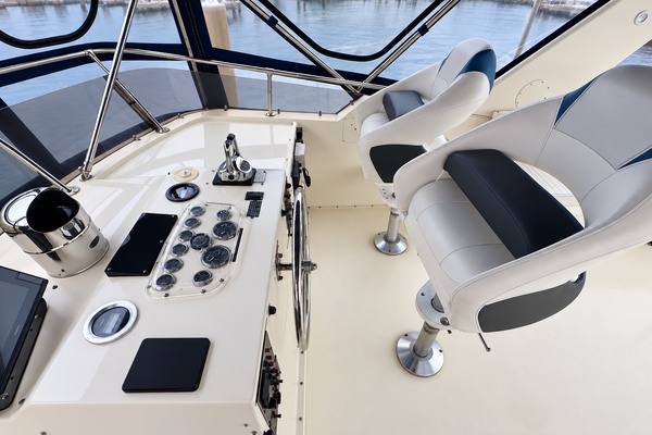 3 Little Birds 53ft Hatteras Yacht For Sale