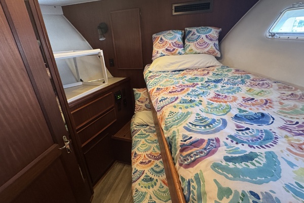 3 Little Birds 53ft Hatteras Yacht For Sale
