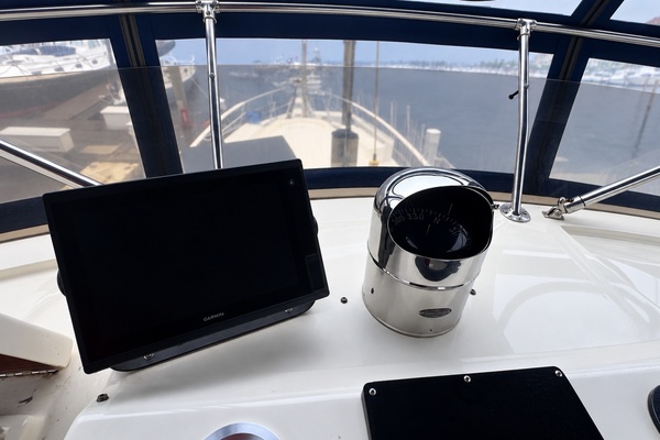 3 Little Birds 53ft Hatteras Yacht For Sale