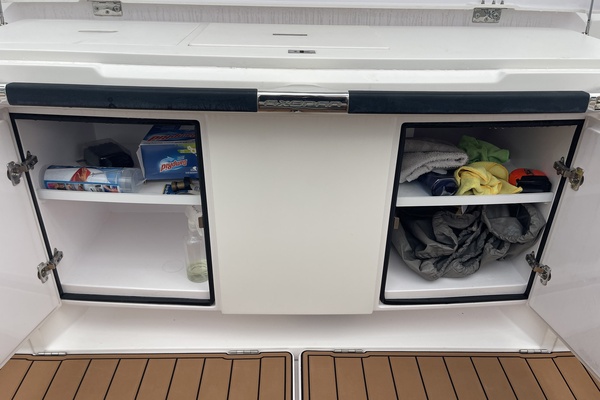 STARDUST 37ft Axopar Yacht For Sale