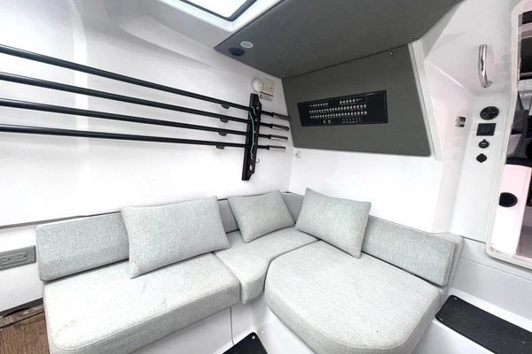 Axopar 37 XC Cross Cabin Yacht For Sale