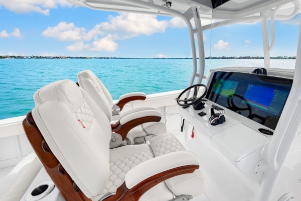 URSUS 34ft Jupiter Yacht For Sale