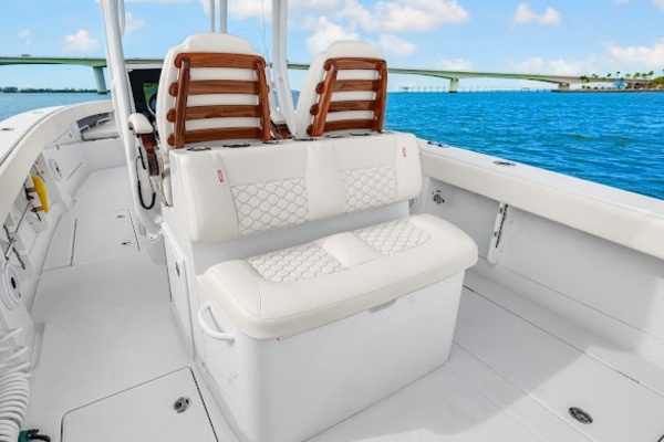 URSUS 34ft Jupiter Yacht For Sale