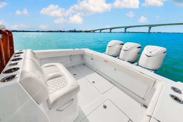 URSUS 34ft Jupiter Yacht For Sale