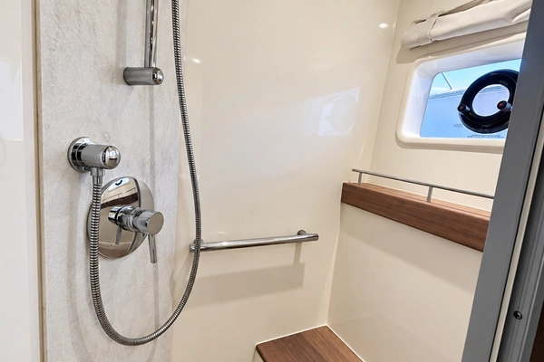 Sea Ray  Yacht For Sale