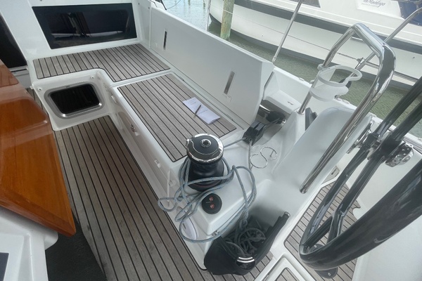 Paramour 44ft Jeanneau Yacht For Sale