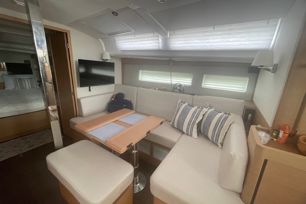 Paramour 44ft Jeanneau Yacht For Sale