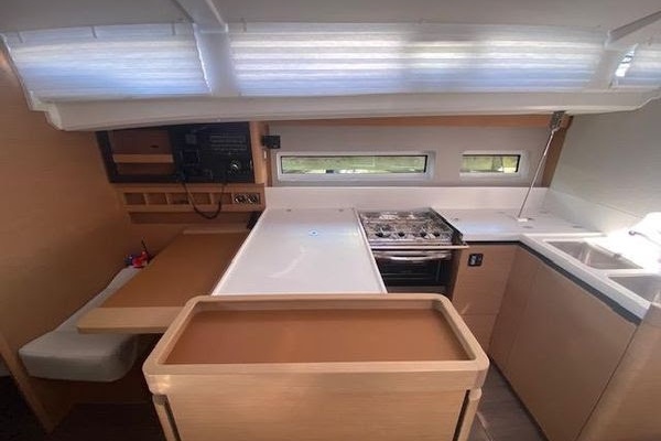 Paramour 44ft Jeanneau Yacht For Sale