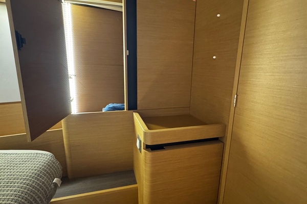 Paramour 44ft Jeanneau Yacht For Sale