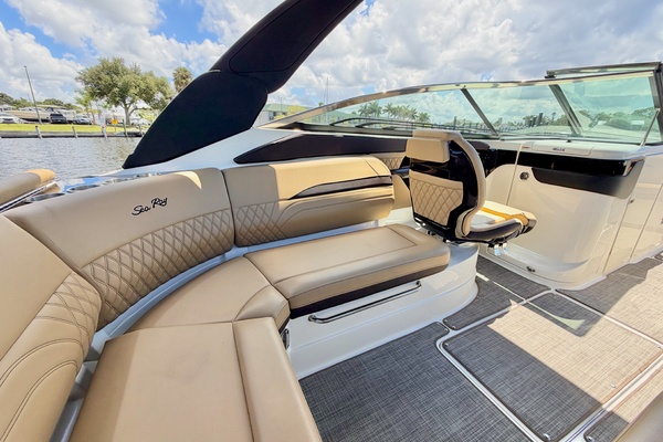 26ft Sea Ray Yacht For Sale