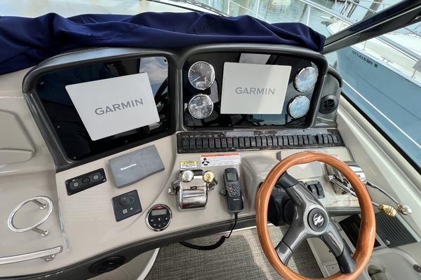 44ft Sea Ray Yacht For Sale
