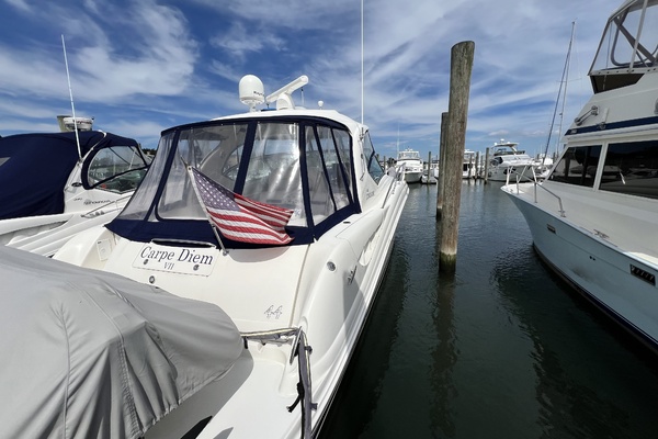 44ft Sea Ray Yacht For Sale