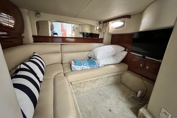 44ft Sea Ray Yacht For Sale