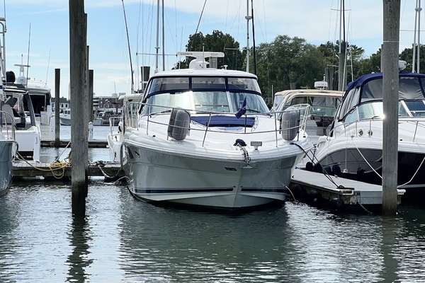 44ft Sea Ray Yacht For Sale