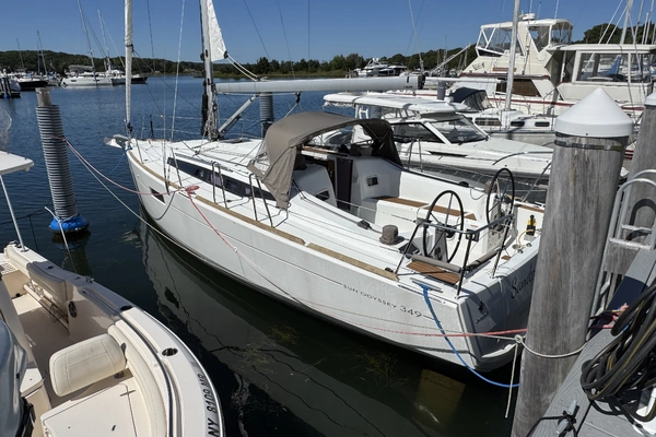 34-ft-Jeanneau-2021-- East Hampton New York United States  yacht for sale