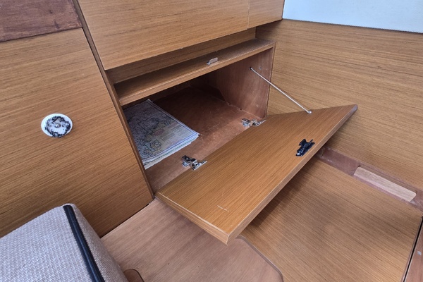 ZEITGEIST 41ft Jeanneau Yacht For Sale